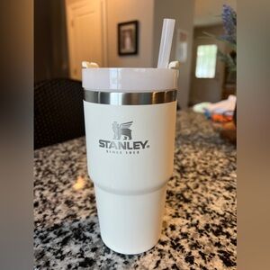 Stanley tumbler 20oz